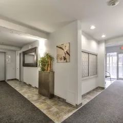 1 room apartment of 33m² in Montreal - Photo 2