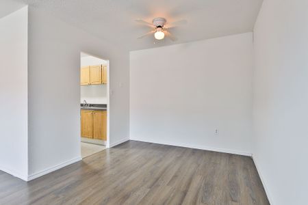 For Lease - 900 Glen Street Unit# 215, Oshawa, Ontario - Photo 2