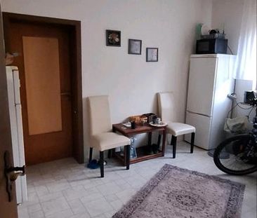 suche Nachmieter für eine 3er WG ein Zimmer auch Jobcenter - Foto 1