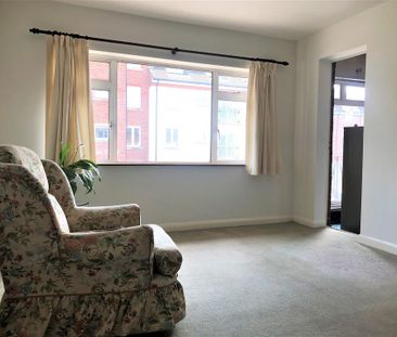 2 bedroom maisonette to rent - Photo 3