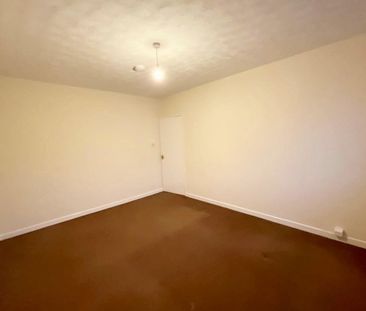 Gloucester Street Spon End Coventry - Photo 3