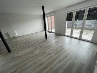 Location Maison 5 pièces 71 m2 à Saint-Quentin - Photo 1