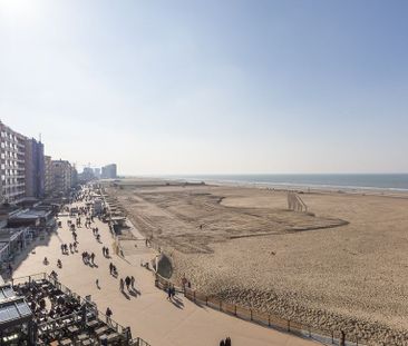 Appartement te huur in Oostende voor € 825 met 1 slaapkamer - Photo 2