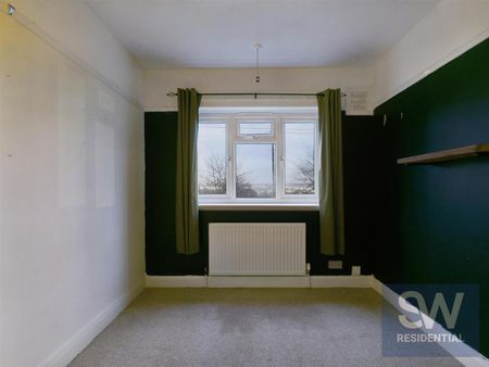5 bedroom semi-detached house to rent - Photo 2