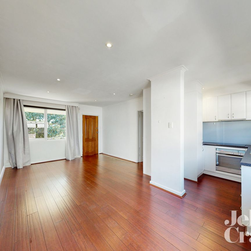 12/162 Barkers Road, Hawthorn VIC 3122 - Apartment For Rent | Domain - Photo 1