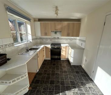 3 bedroom end of terrace house to rent - Photo 6