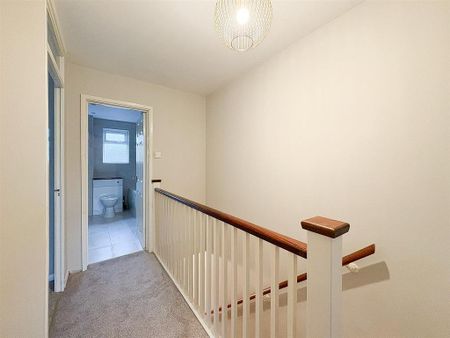 3 bedroom terraced house to rent - Photo 2
