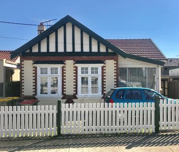 SPACIOUS 1 BEDROOM UNIT - Photo 6