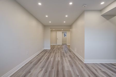 For Lease - 83 Clairton Crescent, Toronto, Ontario - Photo 4