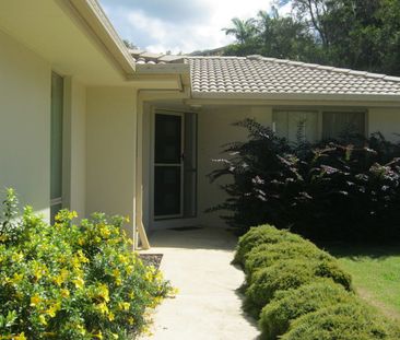 SPACIOUS FOUR BEDROOM HOME - Photo 3