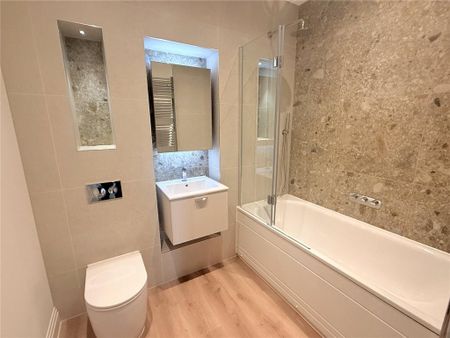 3 bedroom end of terrace house to rent - Photo 5