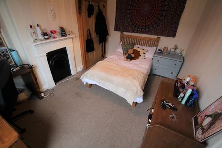 Cliff Mount, Woodhouse, LS6 2HP, Leeds - Photo 5