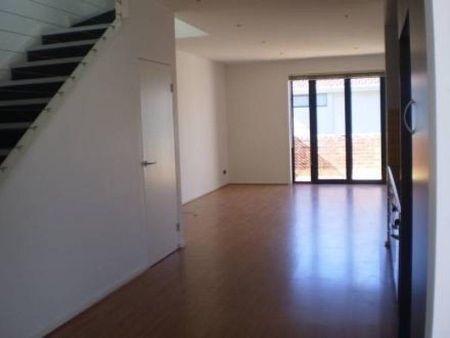 MODERN, TWO BEDROOM DOUBLE STOREY APARTMENT QUIETLY LOCATED. - Photo 5