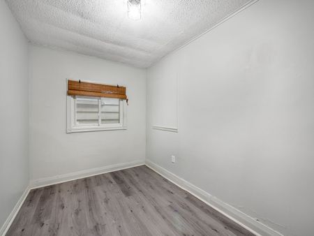 For Lease - 23 Kenworthy Avenue, Toronto, Ontario - Photo 4