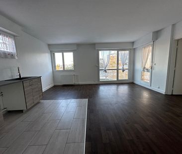 Location Appartement 3 pièces 67m² - Photo 4