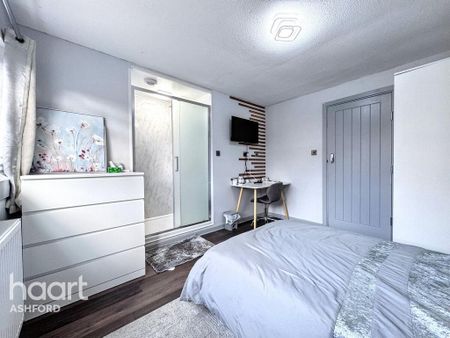 1 bedroom in a house share to rent - Photo 3