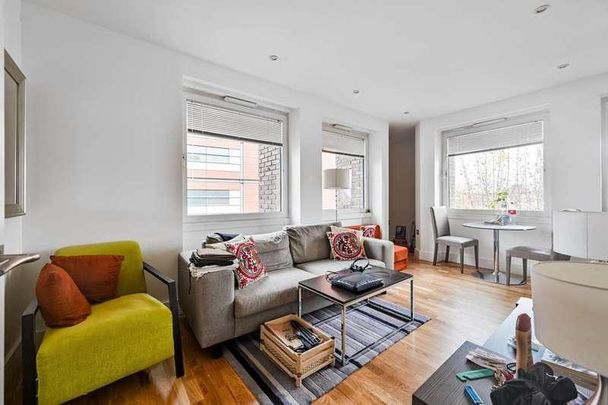 Molesworth Street, Lewisham, SE13 - Photo 1