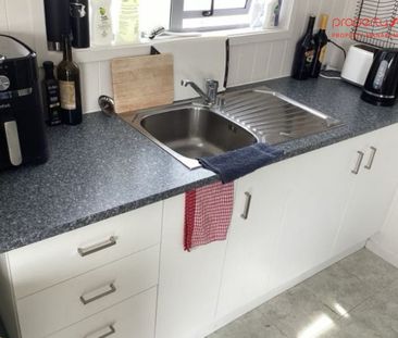 There are 2 of these available (side by side) $370pw each - Photo 4