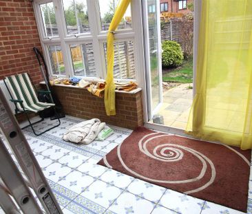 3 bedroom semi-detached house to rent - Photo 3