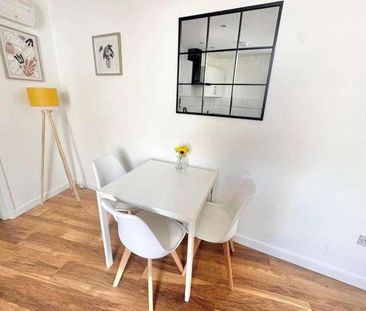 Wellington Road, Dewsbury, WF13 - Photo 2