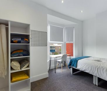 1 bedroom in a house share to rent - Photo 1