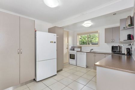 Modern, spacious and private - Photo 3