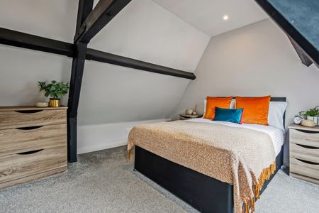 23 CLIFF ROAD - DESIGN HOUSE Leeds - LS6 2ET - Photo 5