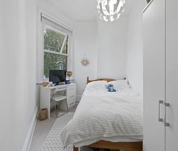 6 bedroom terraced house to rent - Photo 6