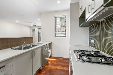 18/99 Brookwater Drive, 4300, Brookwater Qld - Photo 4