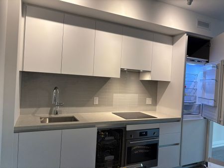 For Lease - 4015 The Exchange N/A Unit# 2006, Mississauga, Ontario - Photo 5