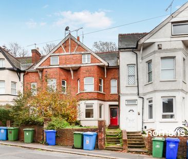 3 bedroom apartment to rent - Photo 5