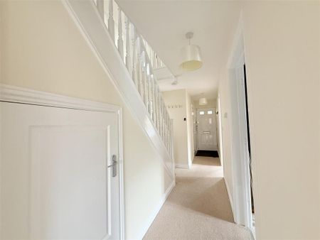 4 bedroom house to rent - Photo 3