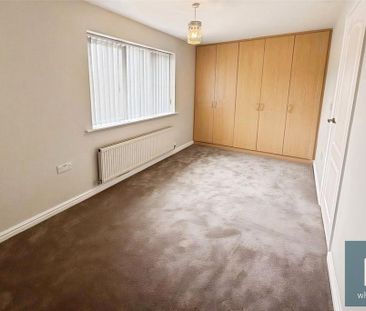 5 bedroom detached house to rent - Photo 3