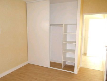 Location Appartement 2 pièces 48m² ANGOULEME 16000 - Photo 3