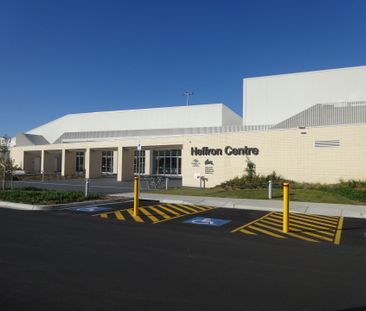 RECENTLY UPDATED SECURE ONE BEDROOM - Photo 4