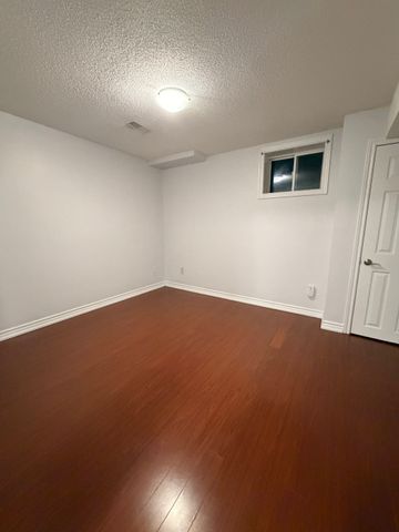 For Lease - 239 Mcdougall Crossing N/A Unit# Basement, Milton, Ontario - Photo 4