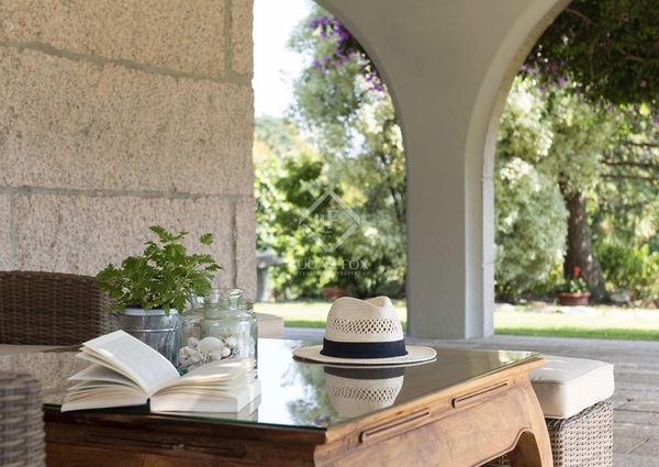 Luxury Villa for rent in Gondomar, Spain