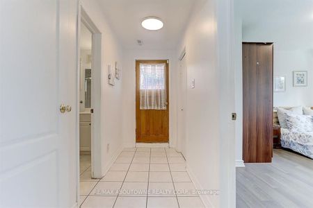 For Lease - 31 Lambeth Square Unit# #Main Floor 2, Toronto, Ontario - Photo 2