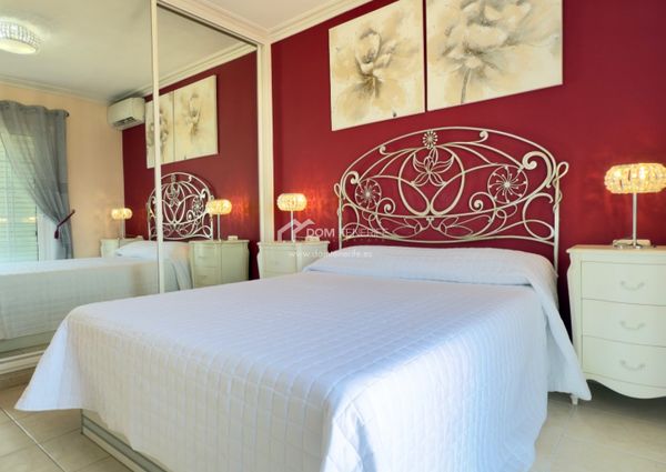 Chalet pareado · Alquiler a largo plazo ·