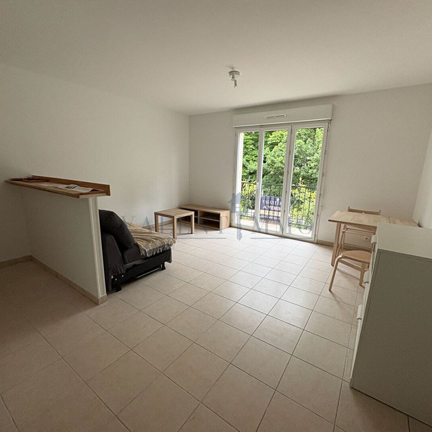 Location Appartement 1 pièce 28m² - Photo 1