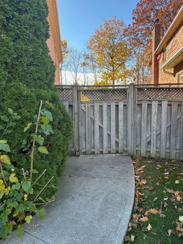 For Lease - 5215 Micmac Crescent Unit# Lower, Mississauga, Ontario - Photo 4