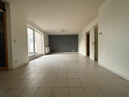 Appartement met 2 slaapkamers en groot terras - Foto 4