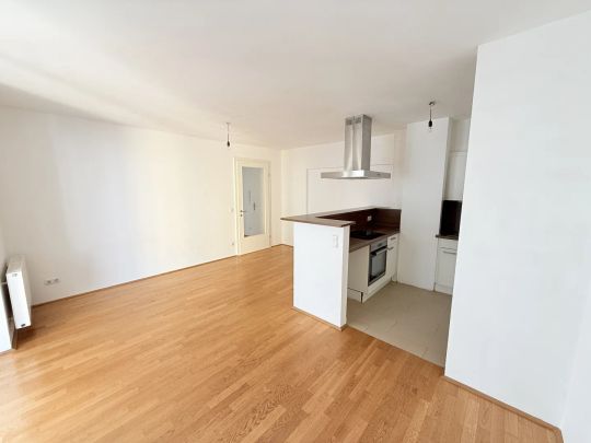 Gute geschnittene 2-Zimmer Wohnung in urbaner ruhe Lage! - Photo 1