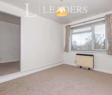 Forsyth Court, Wallington, SM6 - Photo 2