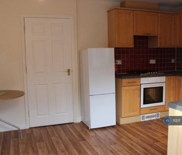 1 bedroom in a house share to rent - Photo 6