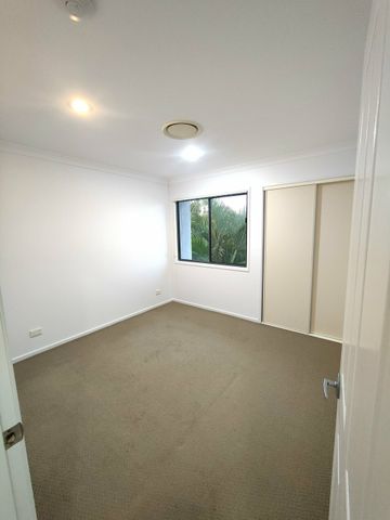 U24/30 East Street, Scarness - Photo 2