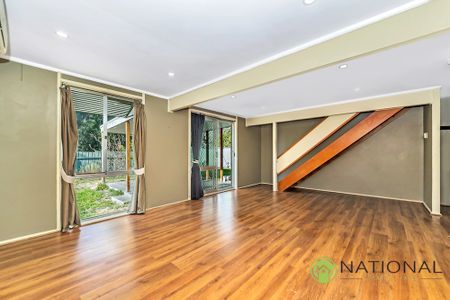 18 Derham Crt, Wanniassa ACT 2903 - House For Rent - $600 | Domain - Photo 4