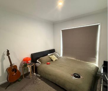 MODERN FAMILY HOME OFFERING PEACE AND QUIET - Photo 4