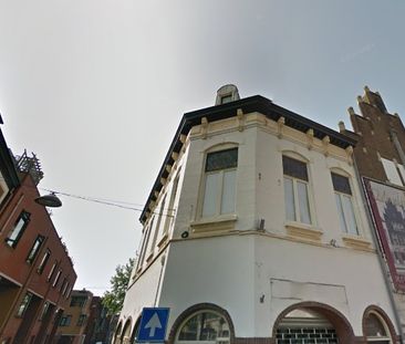 Te huur in het centrum van Roosendaal: een ruime studio - Photo 1