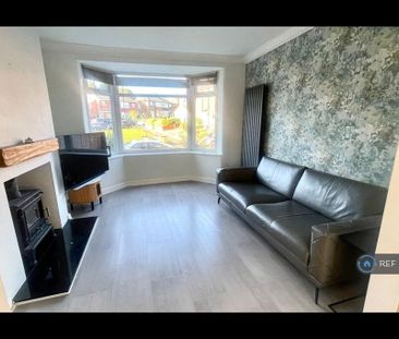 3 bedroom semi-detached house to rent - Photo 1